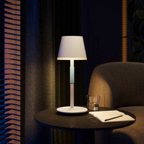 필립스 Philips Hue Go Portable Table Lamp (White)