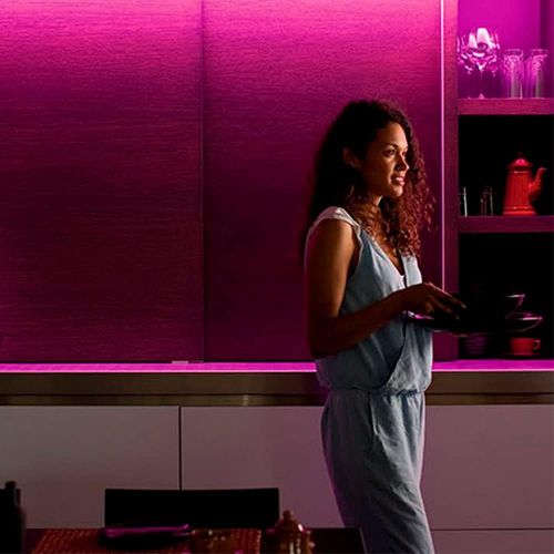 필립스 Philips Hue White and Color Ambiance LightStrip Plus Dimmable LED Smart Light (Requires Hue Hub, Works with Alexa, HomeKit & Google Assistant)