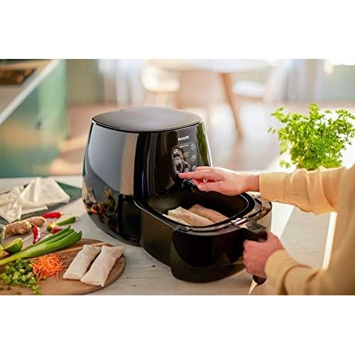 필립스 Philips Airfryer Essential XL ? 1.2 kg chips ? 3 to 4 people ? 90% less fat ? digital touch screen ? dishwasher safe parts ? with recipe book and splash guard ? HD9262/90