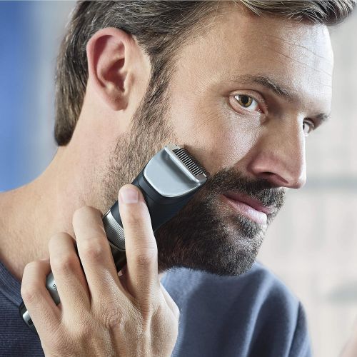 필립스 Philips BT9810 / 15 beard trimmer Series 9000 Prestige for precision Unrivaled with a long attachment comb