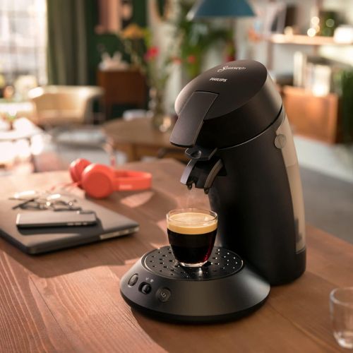 필립스 Philips Domestic Appliances Philips Senseo Original Plus CSA210/60 Coffee Pod Machine (Coffee Strength Selection, Coffee Boost Technology, Recycled Plastic), Black