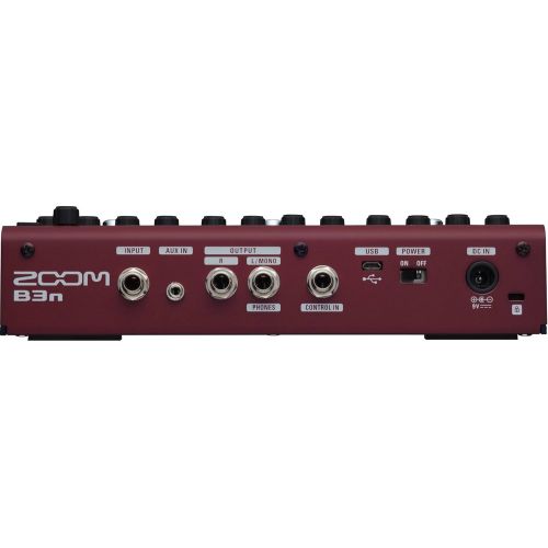  Photo Savings Zoom B3n Multi-Effects Processor for Bassists Bundle with XLR, TRS & Guitar Patch Cable + Headphones + Batteries + FiberTique Cloth