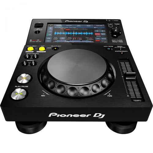 파이오니아 Pioneer},description:The XDJ-700 is a compact multi player thats fully compatible with Pioneers rekordbox performance DJ software. It comes with a large touchscreen, a familiar clu