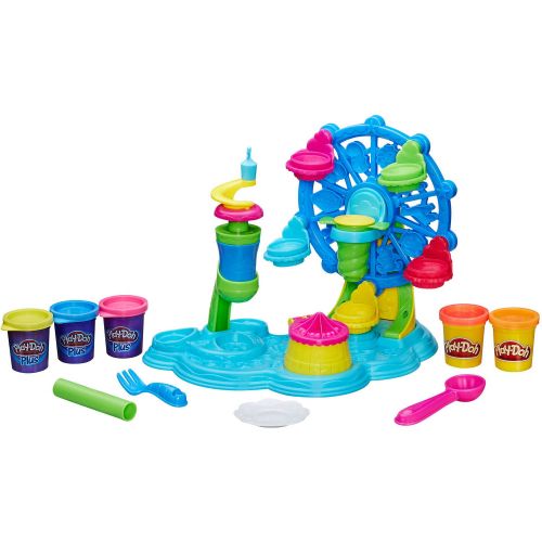  Play-Doh Cupcake Celebration Food Set with 5 Cans of Dough