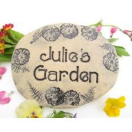 Poemstones Personalized garden stone. Name art. Ceramic animals  insects. Nature inspired designs - Outdoor garden decoration, clay sculpture. 8