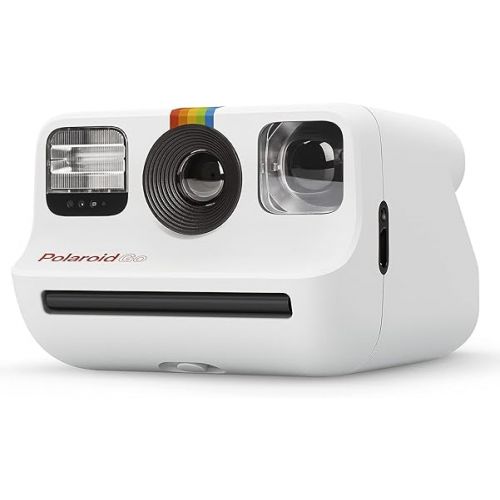 폴라로이드 Polaroid Go Instant Mini Camera (9035) (Renewed)