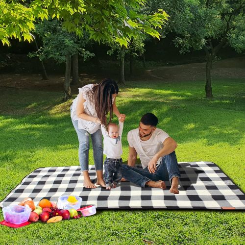  PortableAnd Extra Large Picnic & Outdoor Blanket 3 Layers for Water-Resistant Handy Mat Tote Spring Summer Black and White Checkered Great for The Beach,Camping on Grass Waterproof