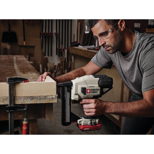  PORTER-CABLE PORTER CABLE PCC791B 20V MAX Lithium-Ion 18GA Narrow Crown Stapler (Bare Tool  Battery Sold Seperately)