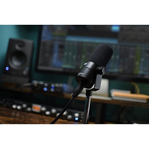  PreSonus PD-70 Dynamic Cardioid Broadcast Microphone