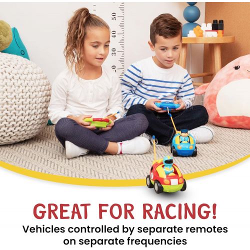  [아마존베스트]Prextex Pack of 2 Cartoon R/C Police Car and Race Car Radio Control Toys for Kids- Each with Different Frequencies So Both Can Race Together