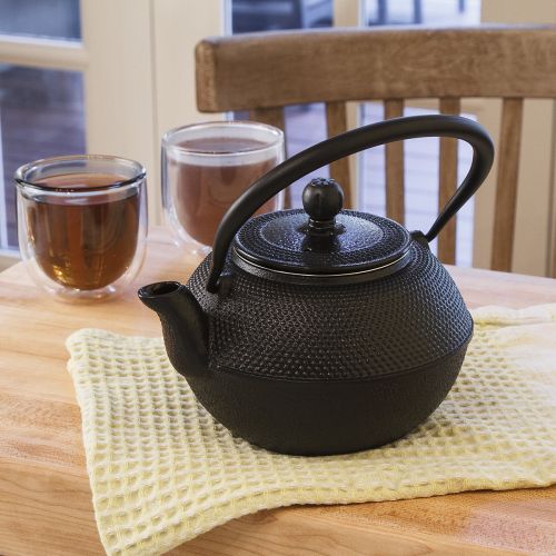  Primula Cast Iron Teapot  Durable Cast Iron with a Fully Enameled Interior  Beautiful Hammered Design  36 oz.  Black (PCI-7440)