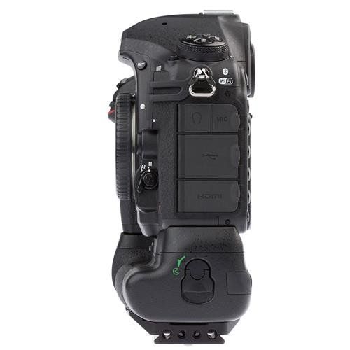  ProMediaGear Bracket Plate with MB-D18 Grip for Nikon D850 Digital SLR Cameras