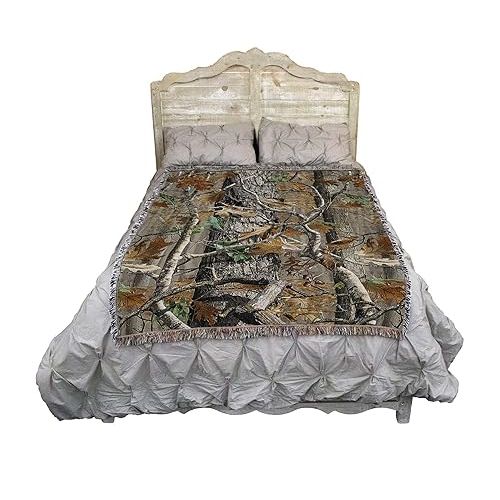  Pure Country Weavers Oak Woods Camo Blanket - Lodge Cabin Gift Tapestry Throw Woven from Cotton - Made in The USA (72x54)
