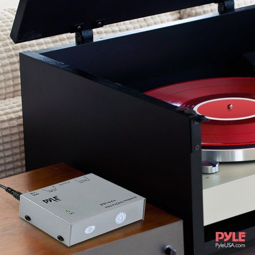  [아마존베스트]Pyle Phono Turntable Preamp - Mini Electronic Audio Stereo Phonograph Preamplifier with RCA Input, RCA Output & Low Noise Operation Powered by 12 Volt DC Adapter (PP444)