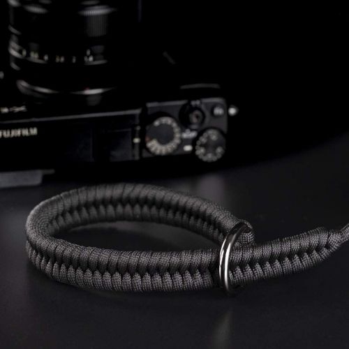  [아마존베스트]Qiang Ni Camera Wrist Strap (550 Paracord/Black) Higher-end and Safer Adjustable Camera Wrist Lanyard, Suitable for Nikon/Canon/Sony/Panasonic/Fujifilm/Olympus DSLR or Mirrorless Camera Han