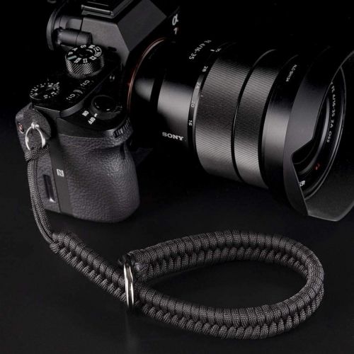  [아마존베스트]Qiang Ni Camera Wrist Strap (550 Paracord/Black) Higher-end and Safer Adjustable Camera Wrist Lanyard, Suitable for Nikon/Canon/Sony/Panasonic/Fujifilm/Olympus DSLR or Mirrorless Camera Han