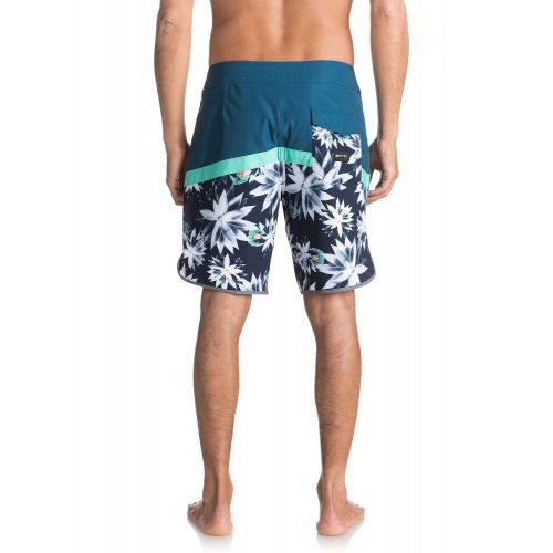 퀵실버 Quiksilver Mens Crypt Scallop Boardshort 20 Inch