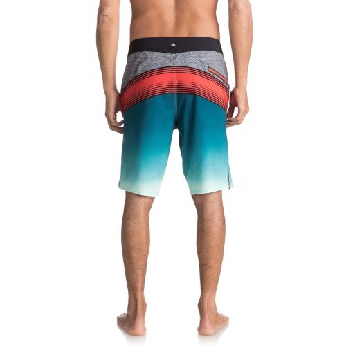 퀵실버 Quiksilver Mens Division Fade 21 Boardshort