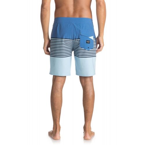 퀵실버 Quiksilver Mens Revolution Beachshort 19