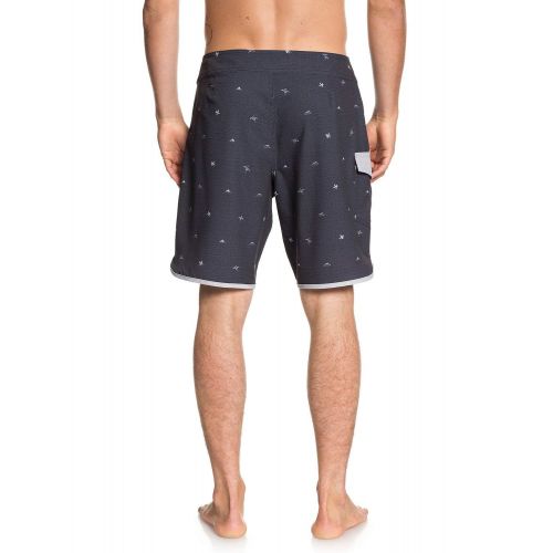 퀵실버 Quiksilver Mens Highline Fuji 19 Swimtrunk Boardshorts