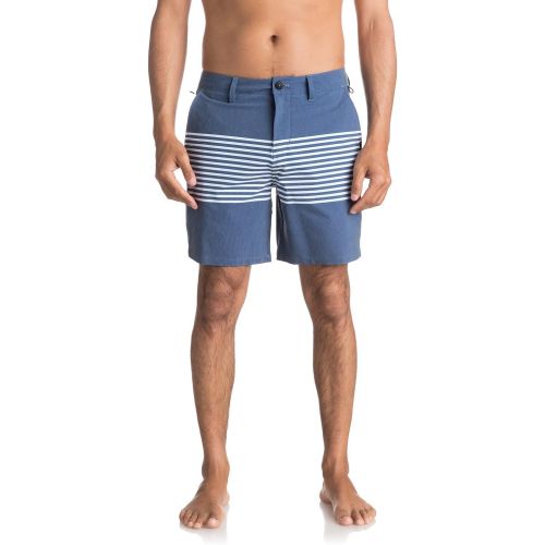 퀵실버 Quiksilver Mens Echo Stripe Amphibian 18 Hybrid Shorts