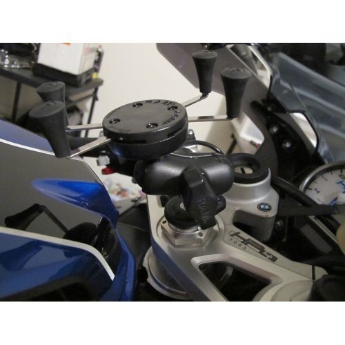  RAM MOUNTS RAM-B-176-A-UN7U Fork Stem Mount with Short Double Socket Arm and Universal X-Grip Cell/iPhone Holder