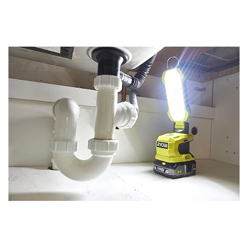  RYOBI R18ALP-0 Flashlight 18V ONE+ Battery 18 LEDs 900 Lumens 6m 5700K (Body Only)