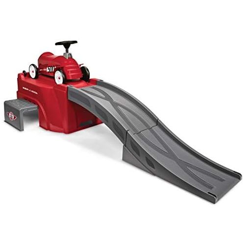  Radio Flyer 500 Ride-On with Ramp, Red