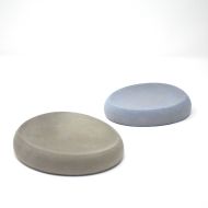 /RandLDesignStudio Concrete Pebble - Soap Dish