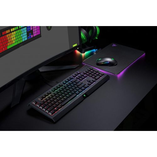 레이저 Razer Cynosa Chroma Gaming Keyboard: Individually Backlit RGB Keys - Spill-Resistant Design - Programmable Macro Functionality - Quiet & Cushioned