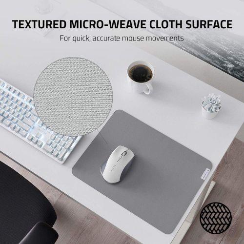 레이저 Razer Pro Glide Soft Mouse Mat: Thick, High-Density Rubber Foam - Textured Micro-Weave Cloth Surface - Anti-Slip Base - Medium Size