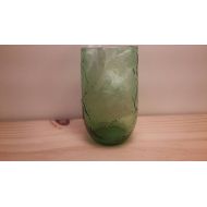 /Redstone2020 Leafy Pattern GREEN JUICE GLASS Vintage and Cute!