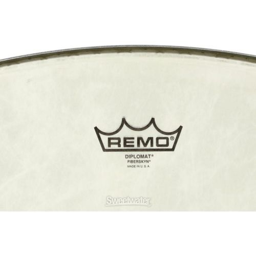  Remo Diplomat Fiberskyn Bass Drumhead - 36 inch Demo