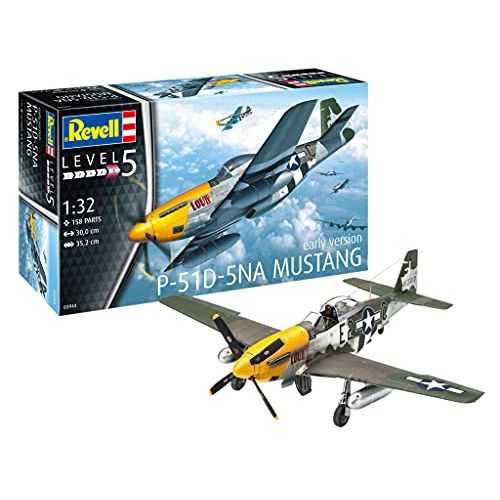  Revell 03944 - P-51D Mustang 1: 32 Scale