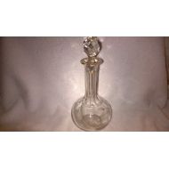 /RobandJensOddsnEnds Vintage Clear Glass Decanter