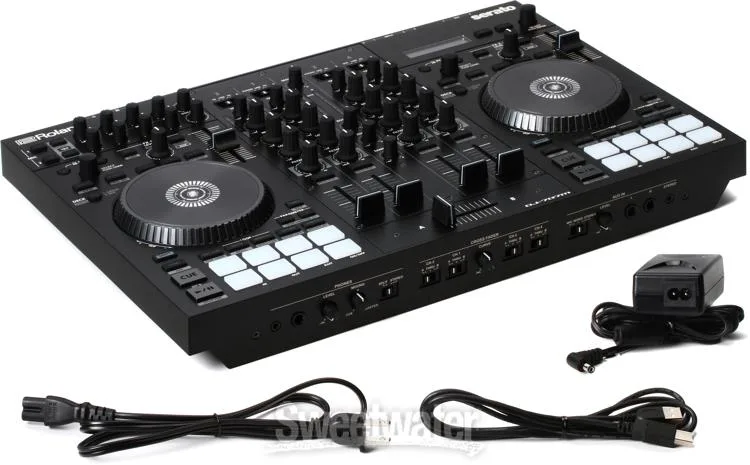 롤랜드 Roland DJ-707M 4-deck Serato DJ Pro Controller with Utility Case