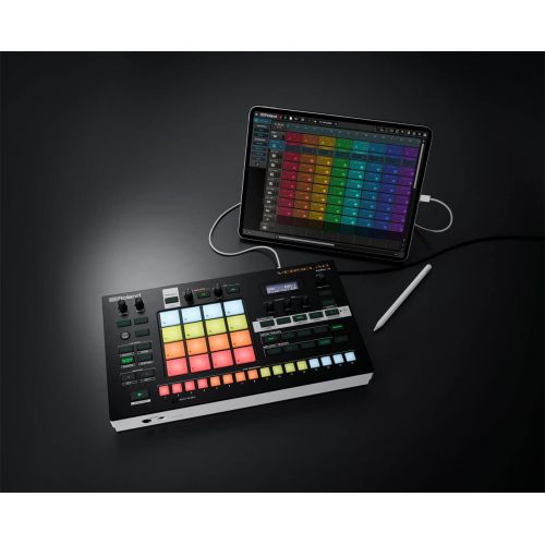 롤랜드 [아마존베스트]Roland VERSELAB MV-1 ZEN-Core Professional Song Production Studio for Songwriters and Singers. 4x4 pads and TR-REC Step Sequencer for drums, basslines, and melodic parts, MV1VERSEL