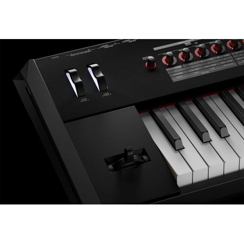 롤랜드 Roland Premium 88-Key Digital Stage Piano (RD-2000)