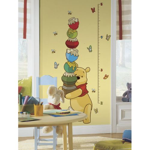  RoomMates Winnie The Pooh - Pooh Peel and Stick Inches Growth Chart