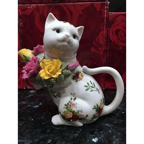  Royal Albert Old Country Roses Kitten Teapot