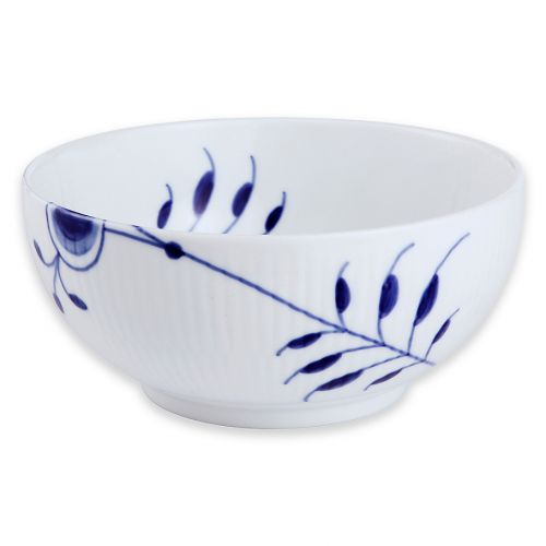  로얄코펜하겐Royal Copenhagen Fluted Mega 1 qt. Bowl in Blue