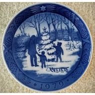 로얄코펜하겐Brand: Royal Copenhagen 1979 Royal Copenhagen Christmas Plate - Choose Tree