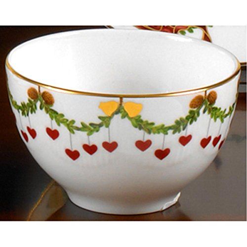  Royal Copenhagen Star Fluted Christmas Chocolate Bowl