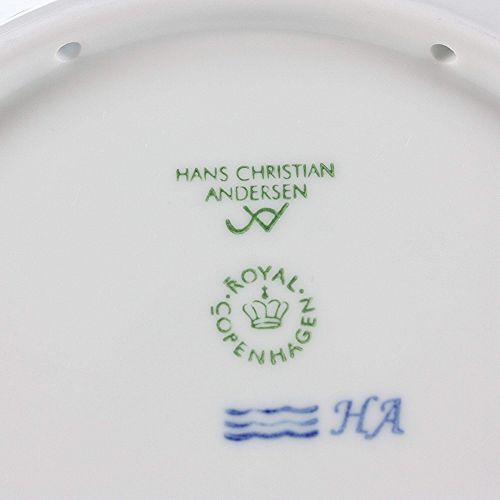  Royal Copenhagen Christmas Plate 2014 Hans Christian Andersen