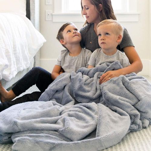  SARANONI Oversized Super Soft Comfy Lush 60 x 80 Adult Extra Large Blanket, (Feather | Umber)