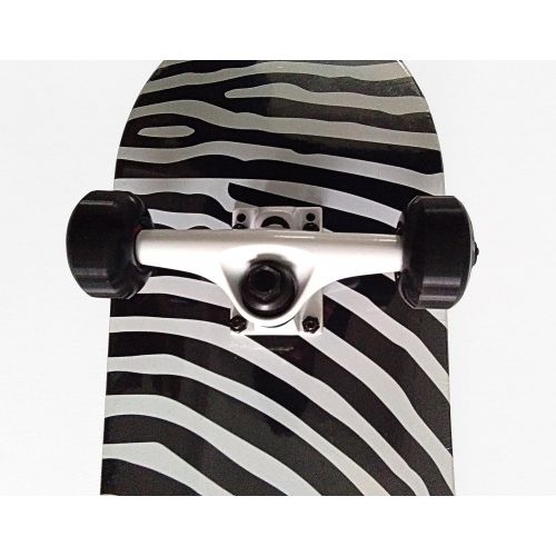  SCSK8 Pro Skateboard/Crusier Pre-Assembled Complete