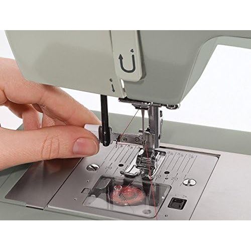 싱거 SINGER | Heavy Duty 4452 Sewing Machine with 32 Built-In Stitches, Metal Frame, Built-In Needle Threader, & Heavy Duty Accessory Kit - Sewing Made Easy