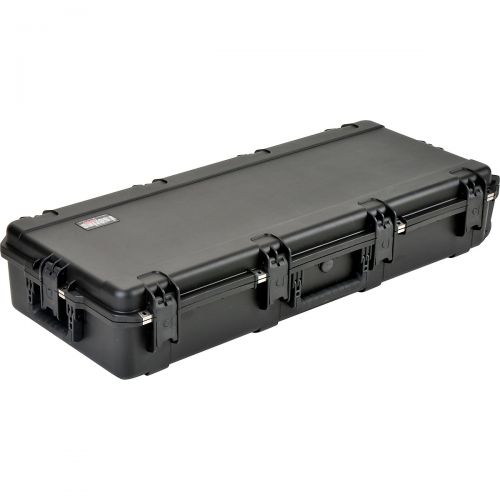  SKB},description:The SKB 3i-4217-18 acoustic guitar case is a revolution in the industry. 3i Series injection molded waterproof cases accommodate any Dreadnought guitar and are con