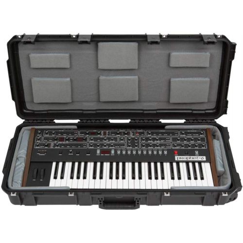  SKB Cases 3i-3614-TKBD iSeries 49-Note Keyboard Case, Waterproof Injection Molded Shell, 14 Total Hook-and-loop Pads in 4 Different Sizes, Pull Handle and Wheels for Easy Towing