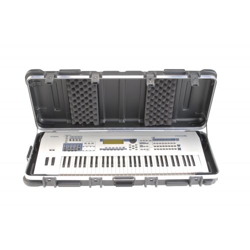  SKB ATA 61-Note Keyboard Case with Wheels, TSA Locking, Trigger Latch